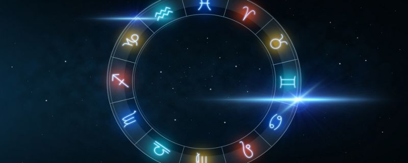 摄图网_300117213_wx_占星术占星术夜空恒星黑暗的夜空背景上的星座夜空星星上的星座（企业商用）.jpg