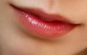 嘴唇薄的女人有什么说法 嘴唇薄的女人有什么命运