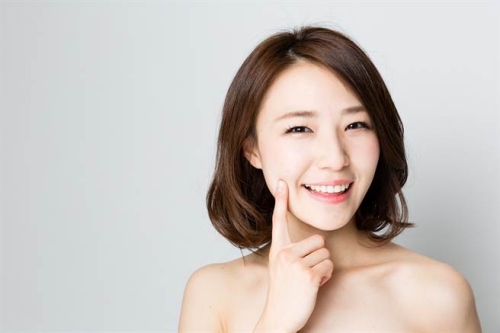 女人脸上最旺的三颗痣