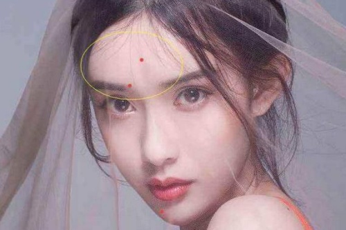 女人少见的极富贵痣都有哪些