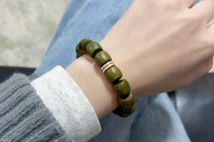 缺木的人佩戴什么饰品最好