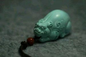 属狗的人适合戴什么